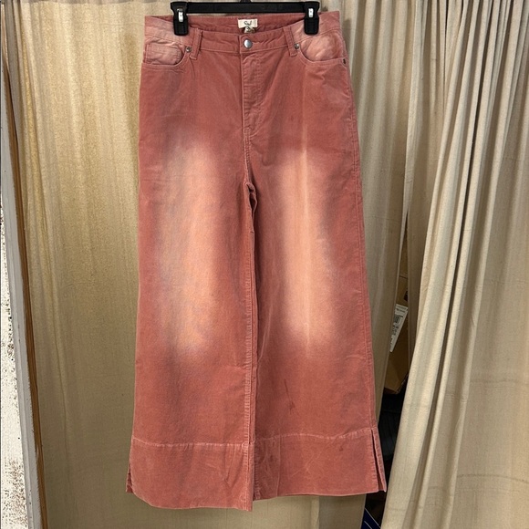 Rose Baby Corduroy Wide Leg  Pants - Easel - Picture 1 of 4